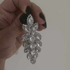 Sparkle dangle earrings